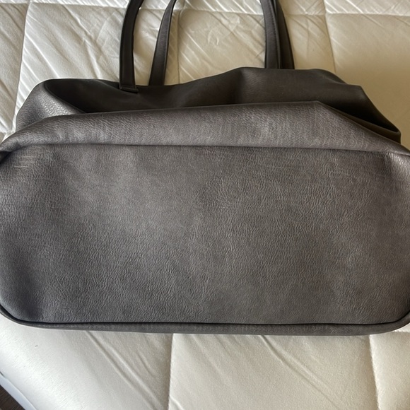 Anika Kraft Erica Tote - Vegan Leather - Picture 10 of 16